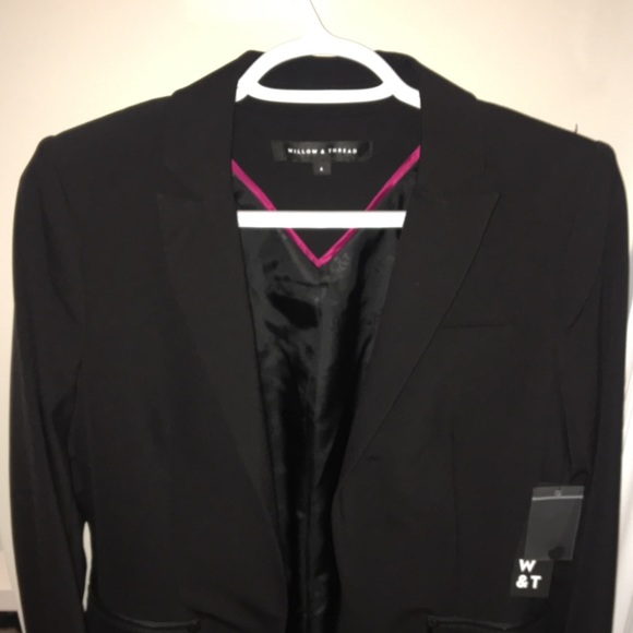 Black Blazer - Picture 3 of 4